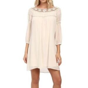 Gabriella Rocha Dress SIZE LARGE Romantic Boho-Style Delmon Shift in Ivory
